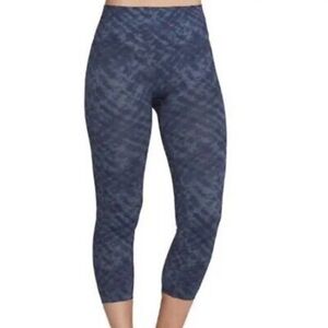 💘 SPANX Look at Me Now Cropped Leggings